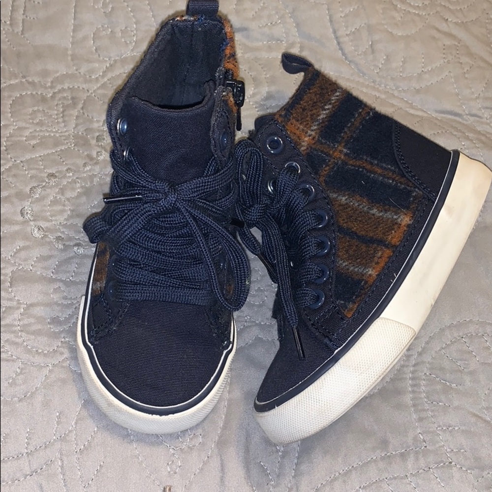 Gap toddler boy baby & plaid boots size 7